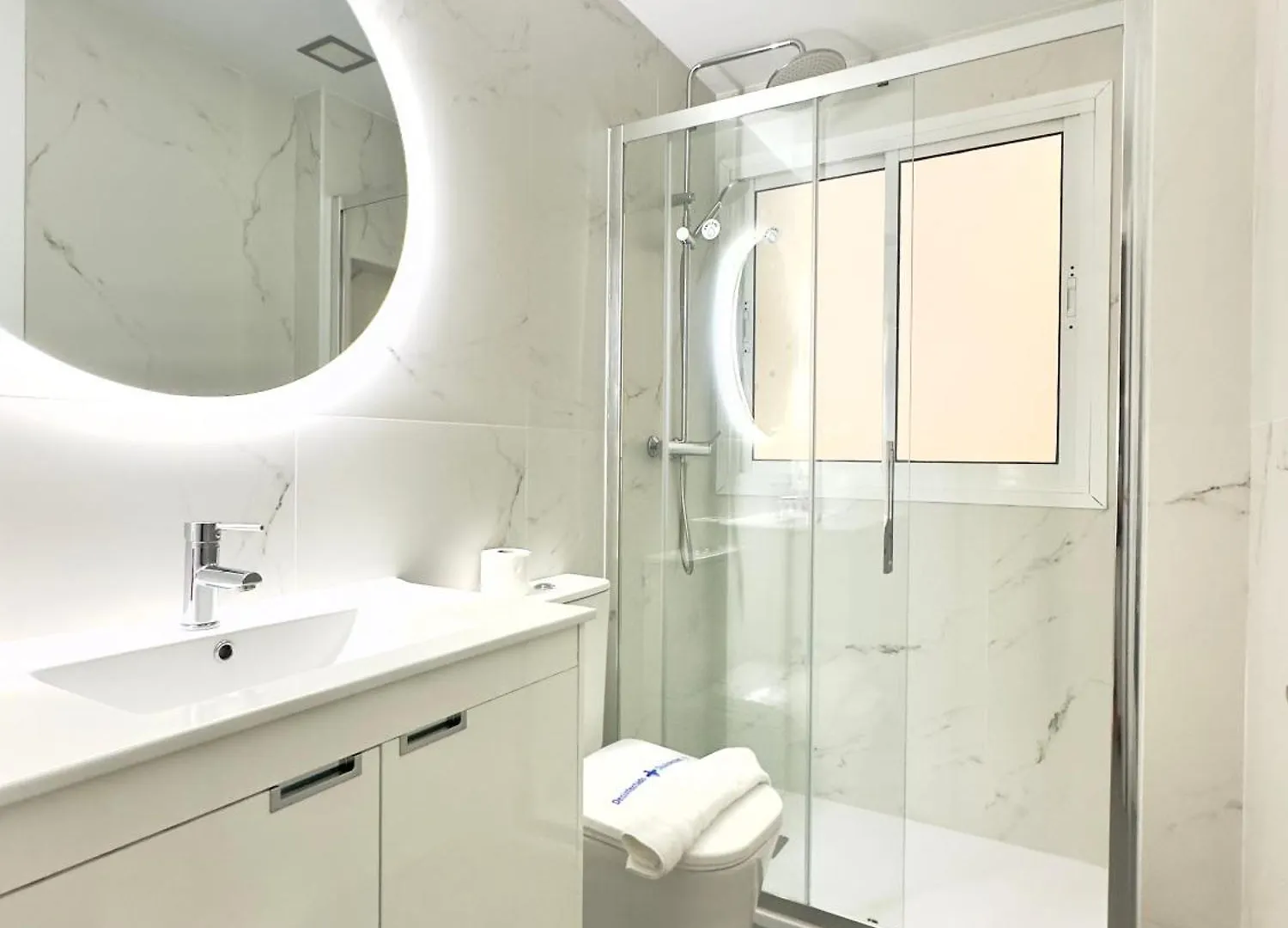 Ayala Malaga City Center 6Pax Apartmán